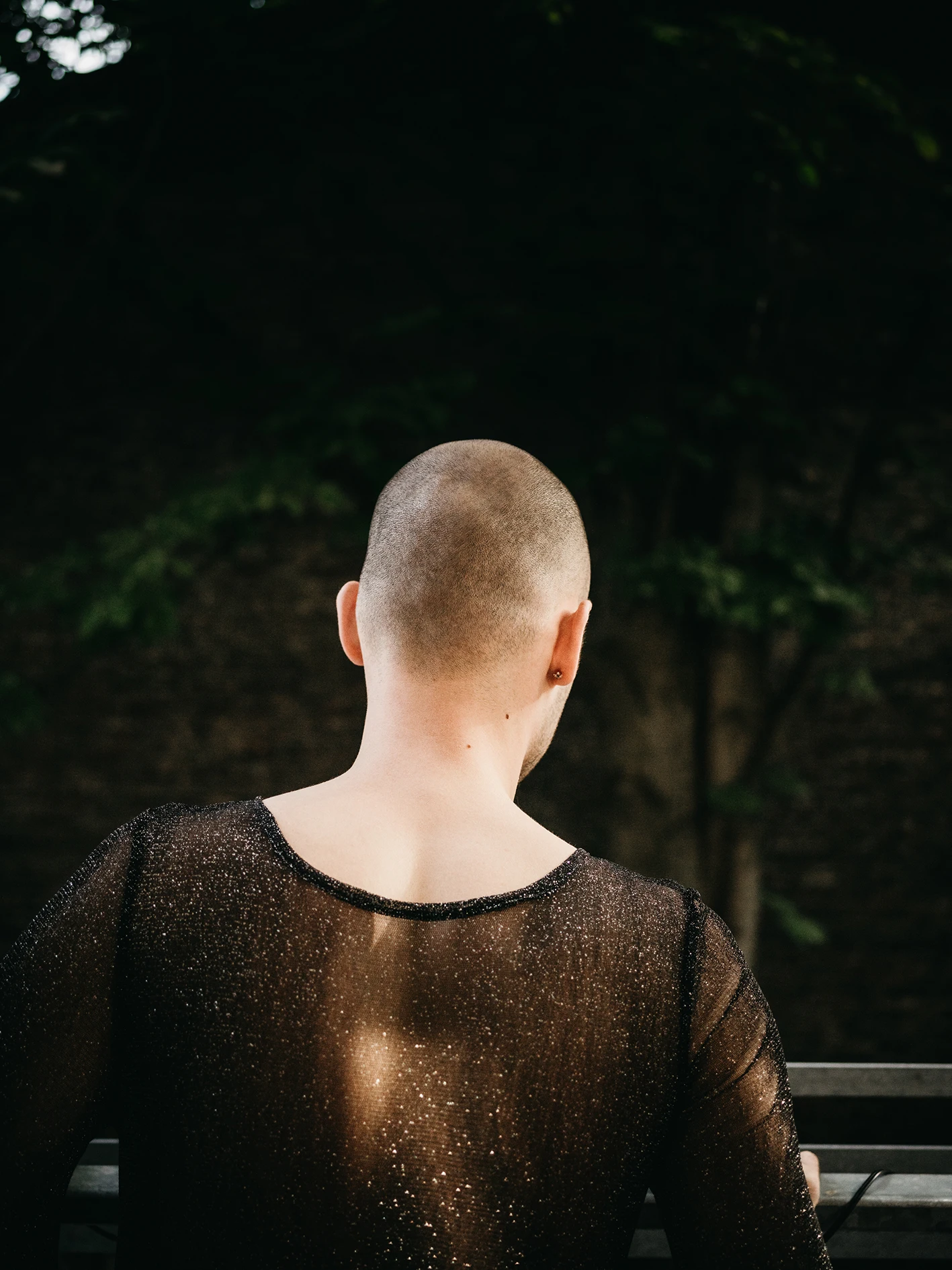 Gleichberechtigung, Selbstbestimmung, Lebensentscheidungen, Menschenrechte, Grundrechte, Unabhängigkeit, Gesellschaftsnormen, Porträtserie, Respekt, Vielfalt, Individuelle Entscheidungen, Lebensphilosophien, Lebenswelten, Transgender Rights, Intersex Awareness, LGBTIQ Rights, Gender Vielfalt, queer, Trans Visibility, Nonbinary, Non-binary, Gender Equality, Sexuelle Vielfalt, Identität, Genderidentity, Community Support, Respect My Identity, Queer Voices