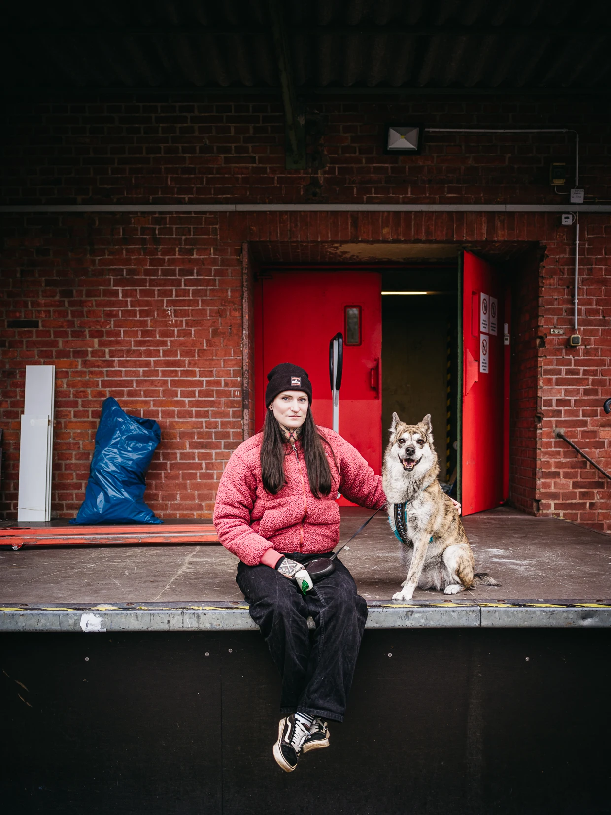 Gleichberechtigung, Selbstbestimmung, Frauenrechte, Lebensentscheidungen, Menschenrechte, Grundrechte, Unabhängigkeit, Gesellschaftsnormen, Porträtserie, Respekt, Vielfalt, Feminismus, Kinderfragen, Individuelle Entscheidungen, Lebensphilosophien, Lebenswelten, Kinderlos